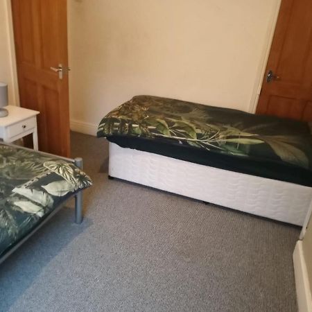 Вилла Knighton House Лестер Экстерьер фото